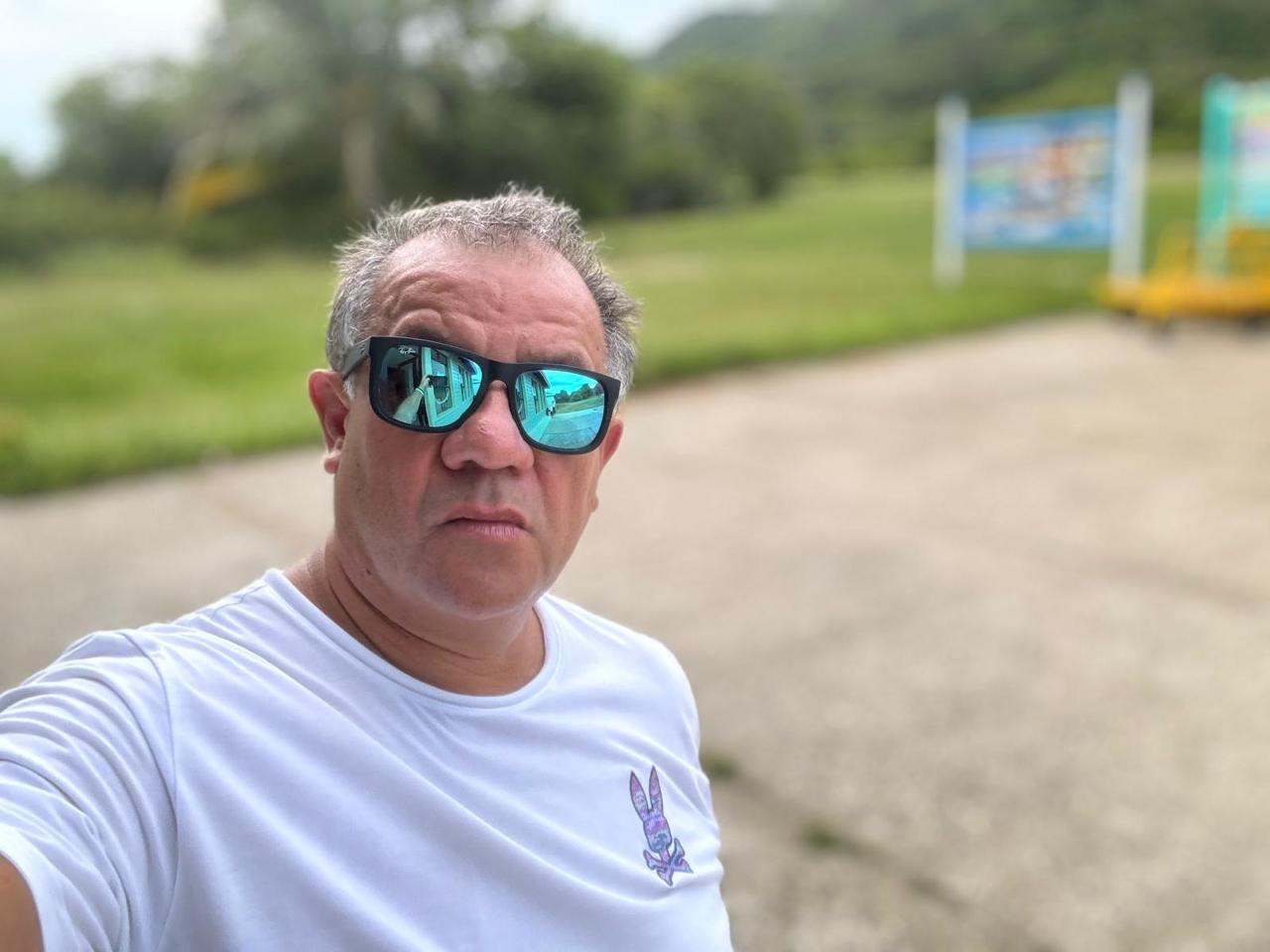 Daniel Villarroel — Archivo 05