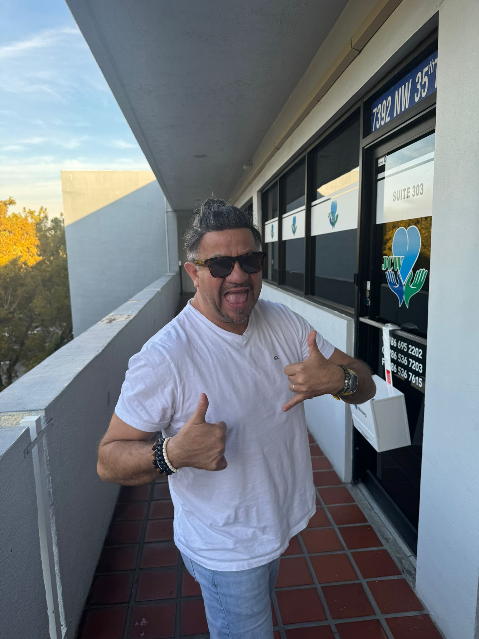 Daniel Villarroel — Archivo 37